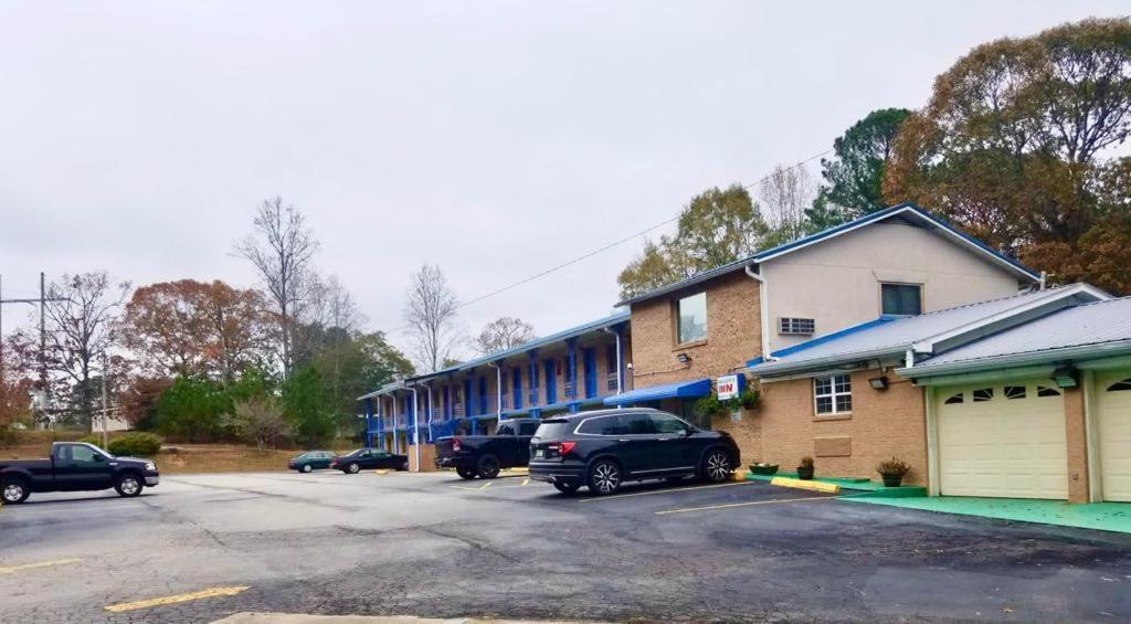 Traveler'S Inn Roanoke エクステリア 写真